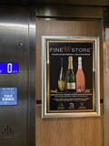 Publicitate in lift, FineStore